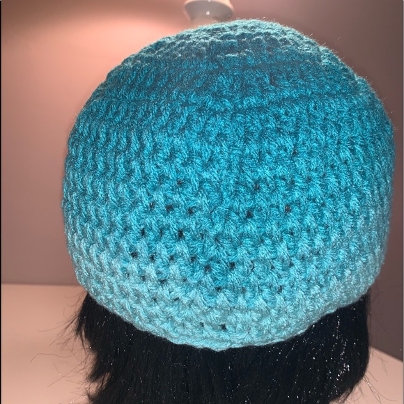 Crown in Dark Teal - Picture 2 of 8